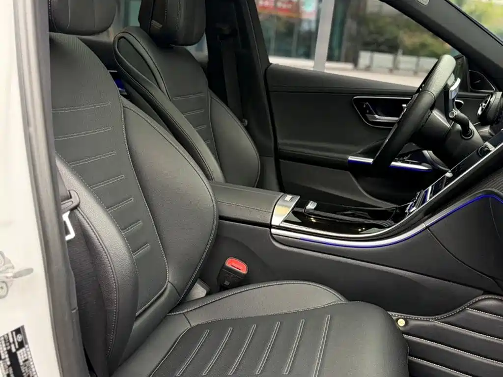 Mercedes-Benz C-Class — миниатюра 5