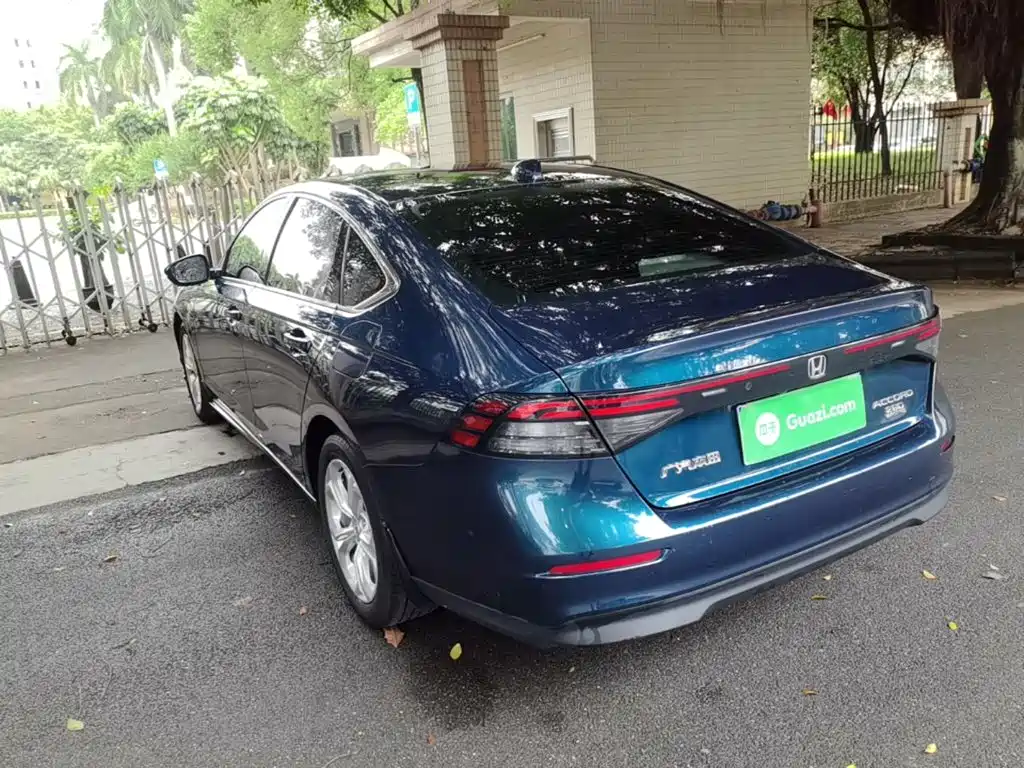 Honda Accord — миниатюра 5