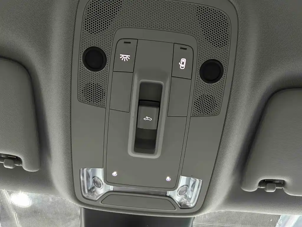 Audi Q2L — миниатюра 13