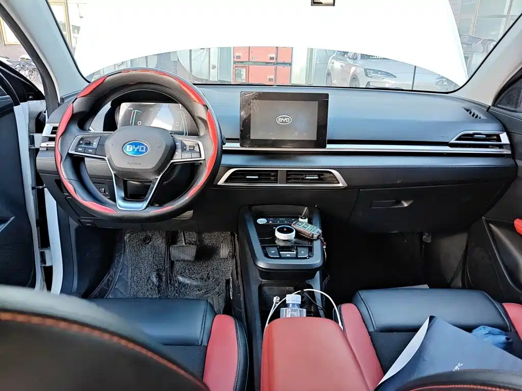 BYD e2 — миниатюра 5
