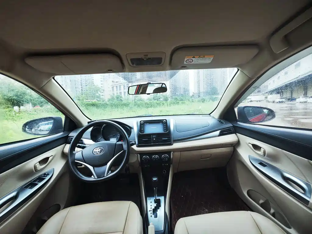 Toyota Vios — миниатюра 9