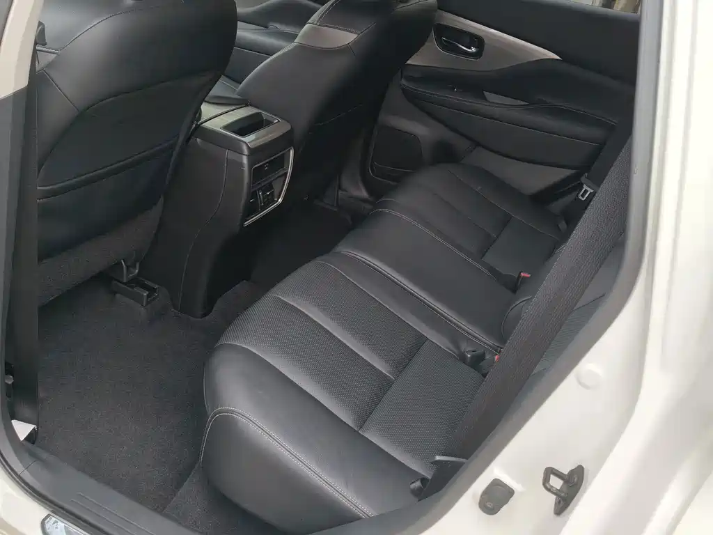 Nissan Murano — миниатюра 8