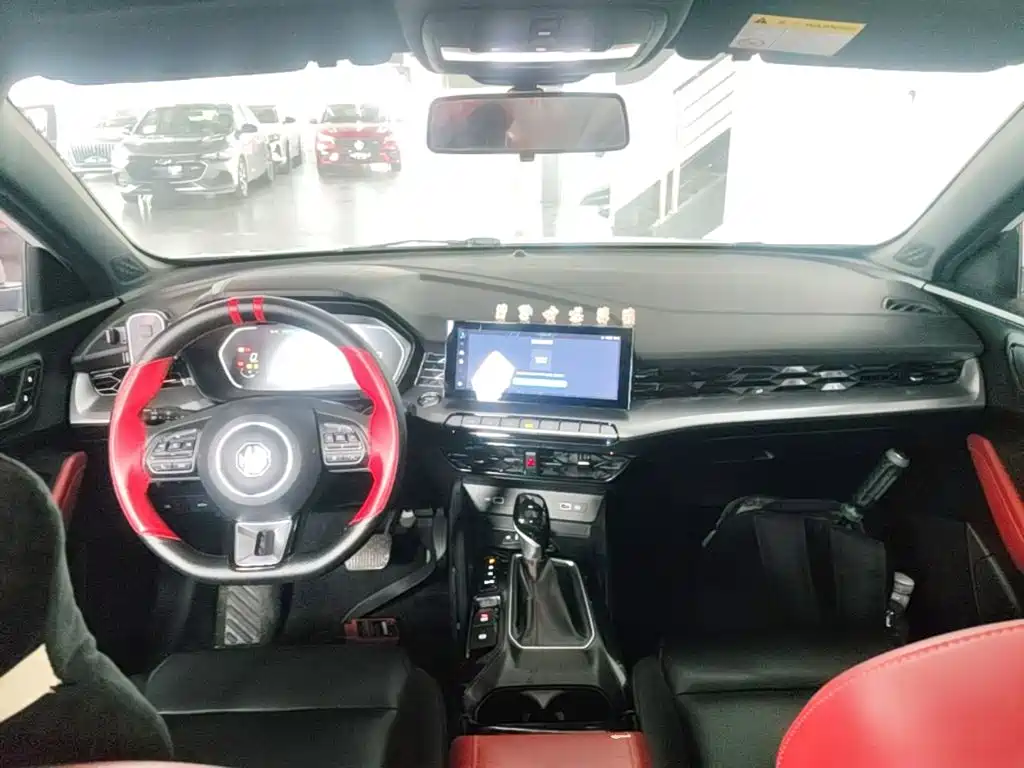 MG MG5 — миниатюра 10
