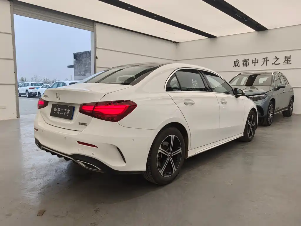 MERCEDES-BENZ A CLASS