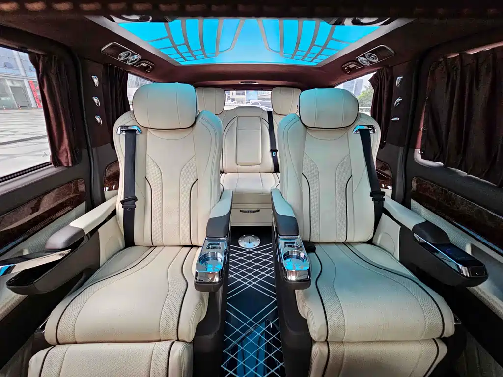 Mercedes-Benz Vito — миниатюра 16