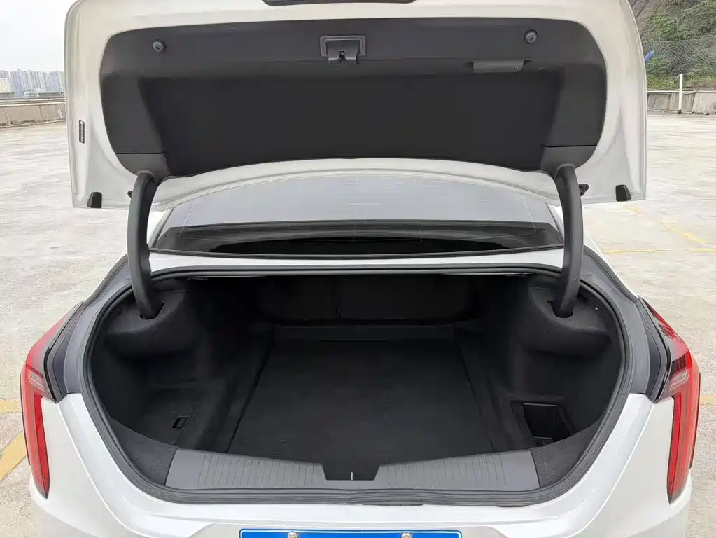 Cadillac CT4 — миниатюра 11