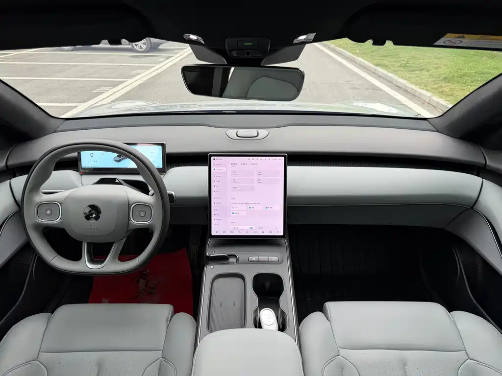 NIO ET5T — миниатюра 13