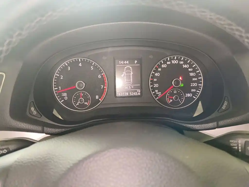 Volkswagen Passat — миниатюра 11