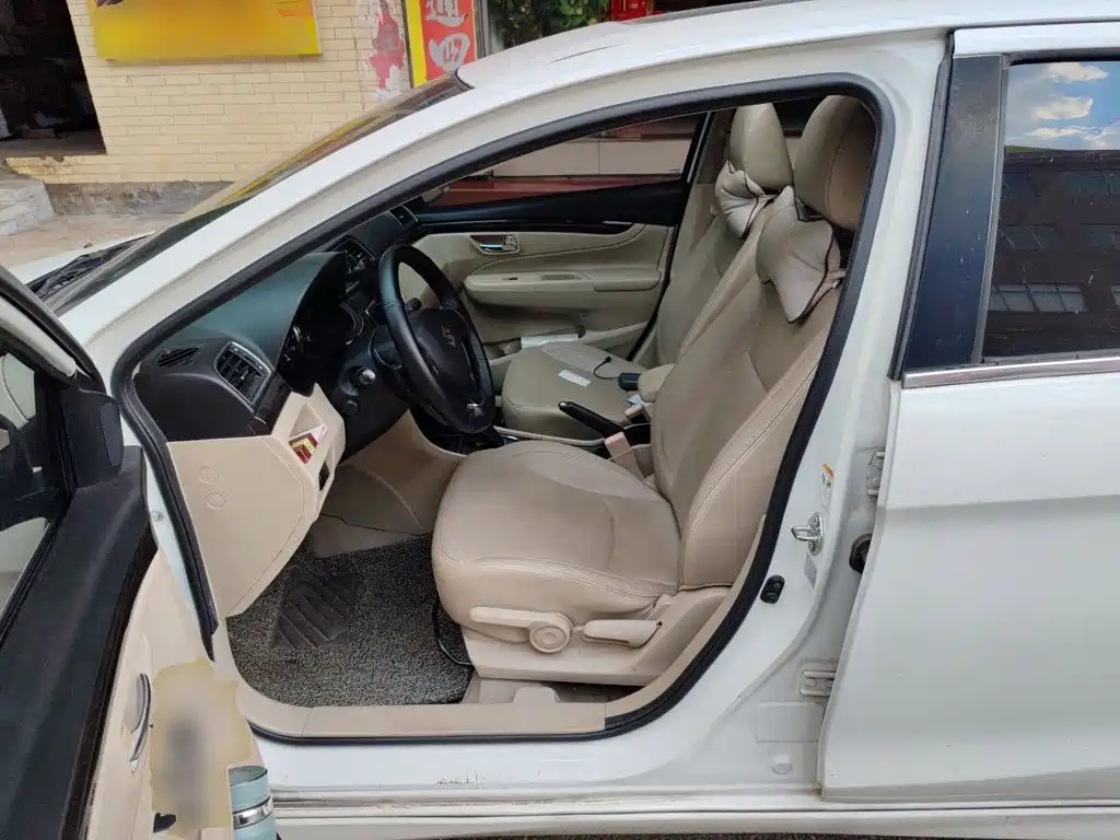 Suzuki Alivio — миниатюра 16