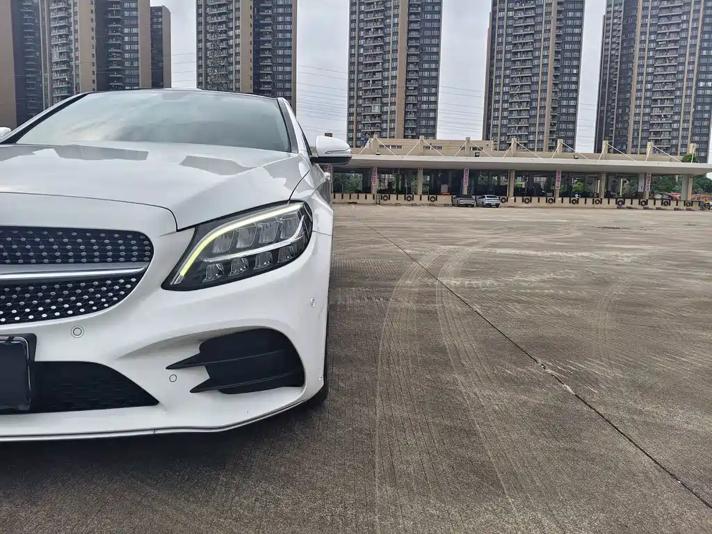 Mercedes-Benz C-Class — миниатюра 18