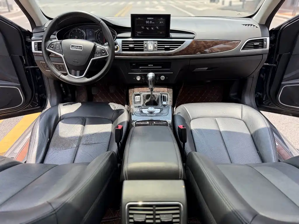 Zotye Zotye Z700 — миниатюра 5