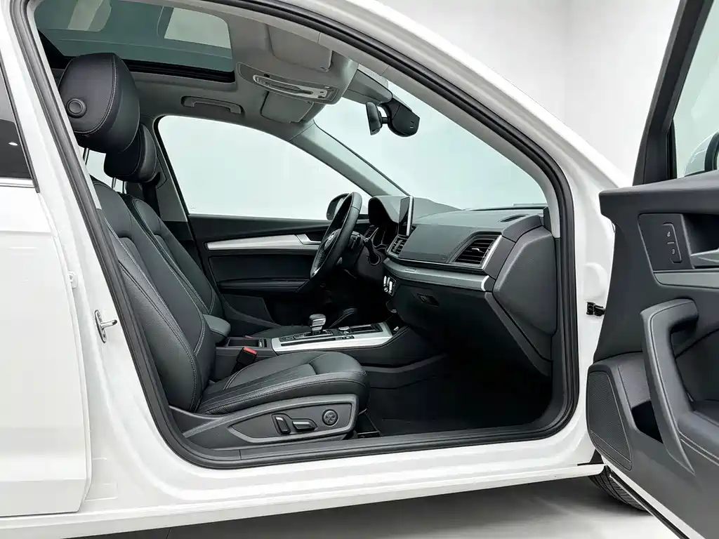 Audi Q5L — миниатюра 9