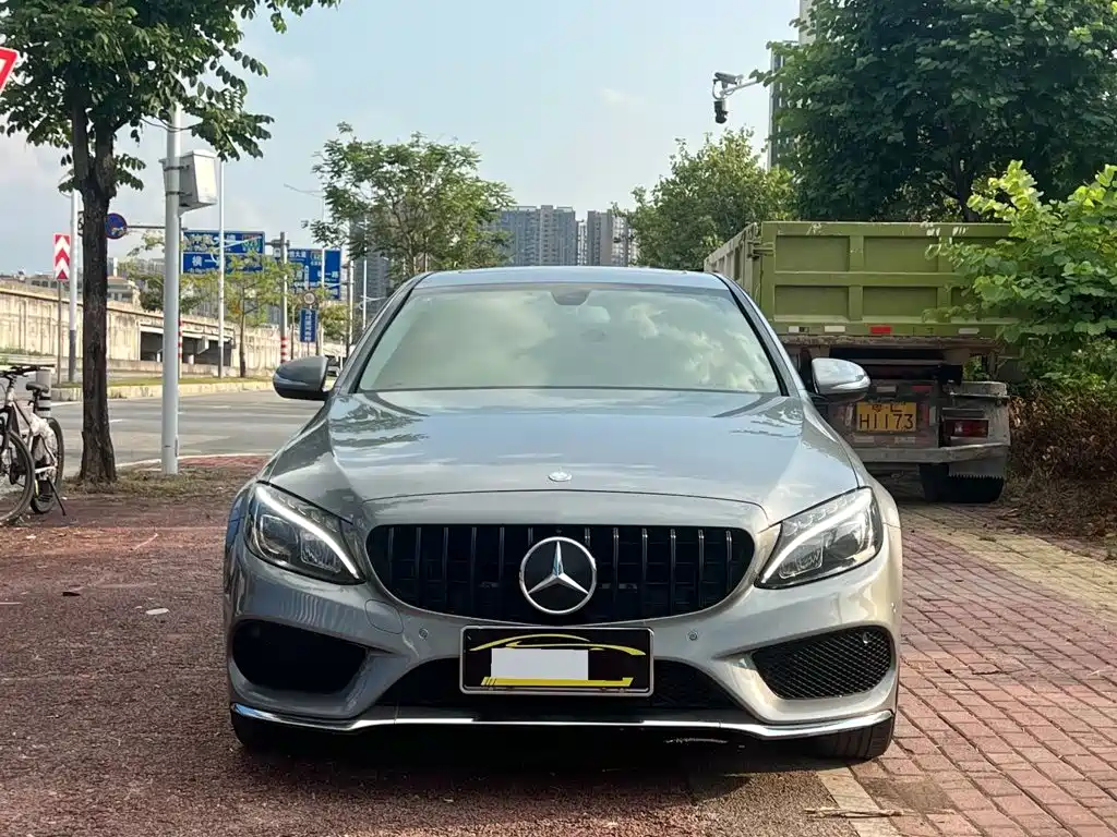 Mercedes-Benz C-Class — миниатюра 2