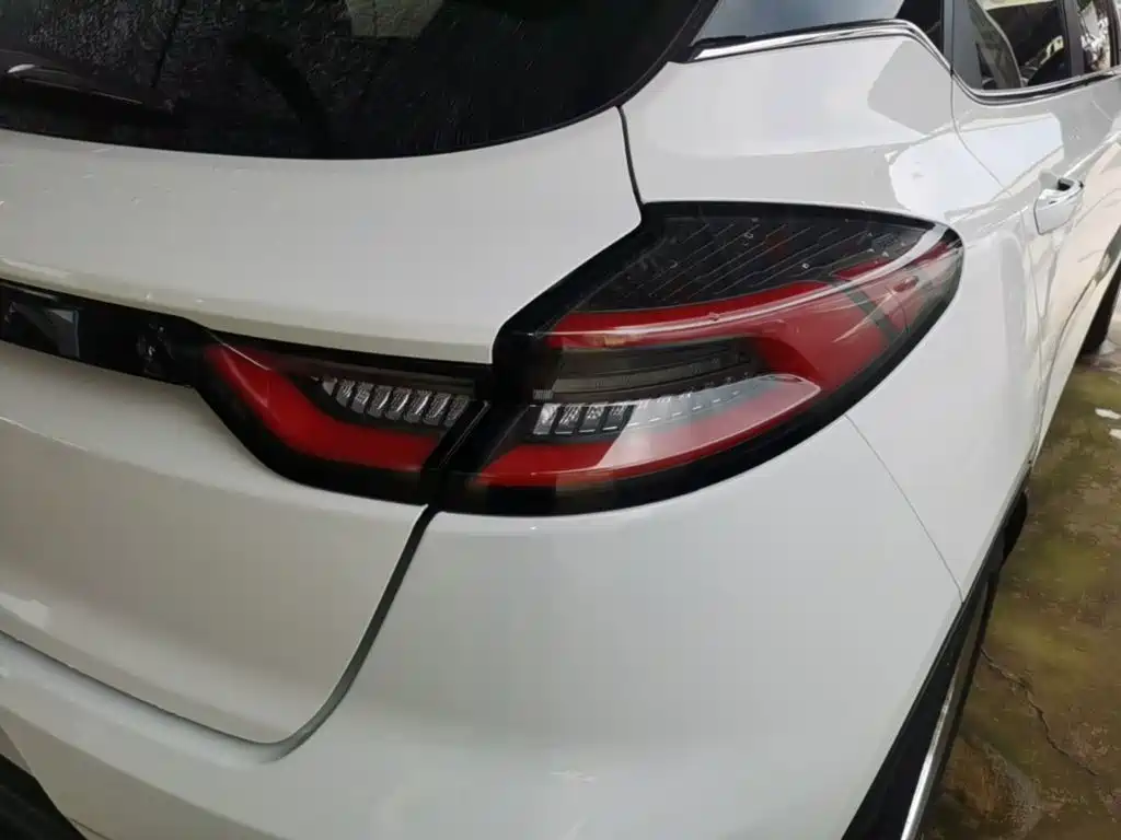 Geely Emgrand S — миниатюра 8