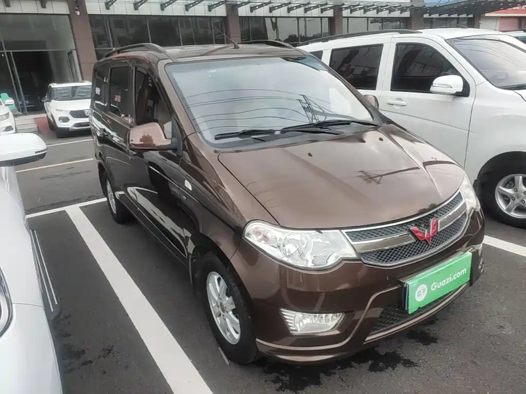 Wuling Hongguang — миниатюра 4