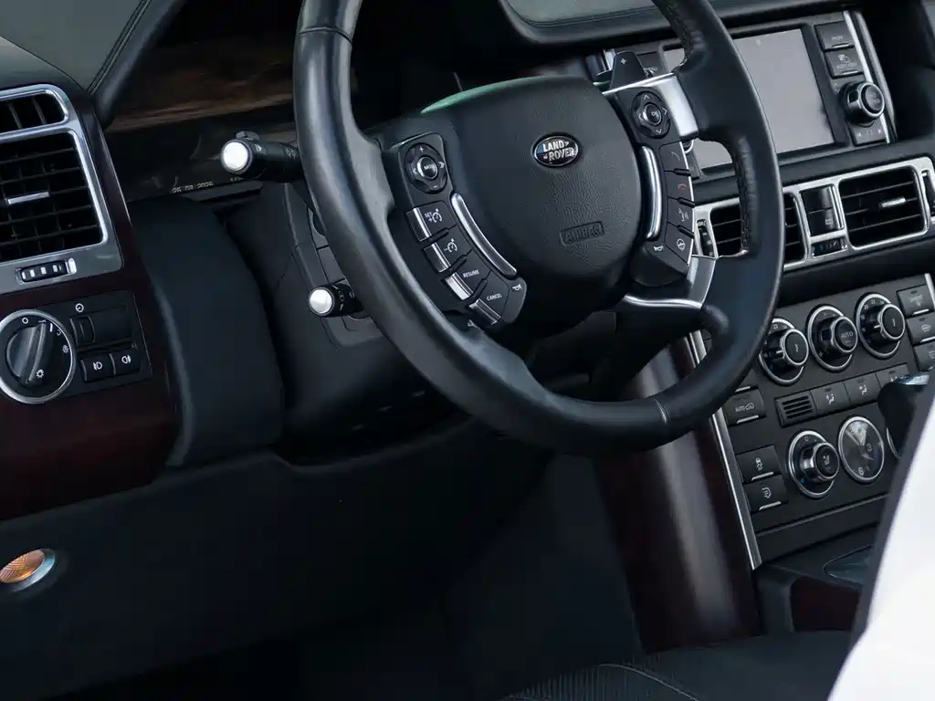 Land Rover Range Rover — миниатюра 11