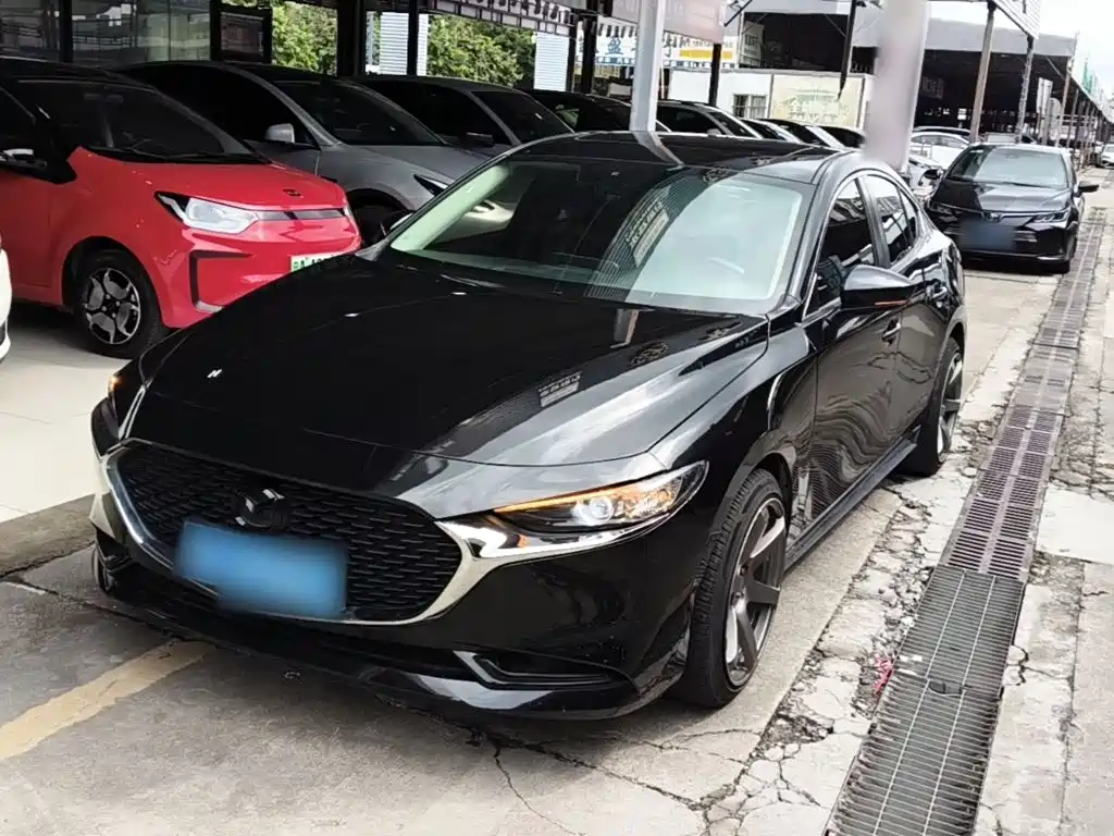 Mazda 3 Axela — миниатюра 2