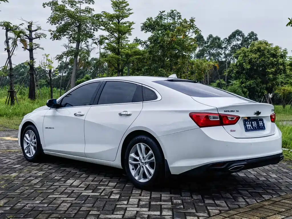 Chevrolet Malibu XL — миниатюра 5