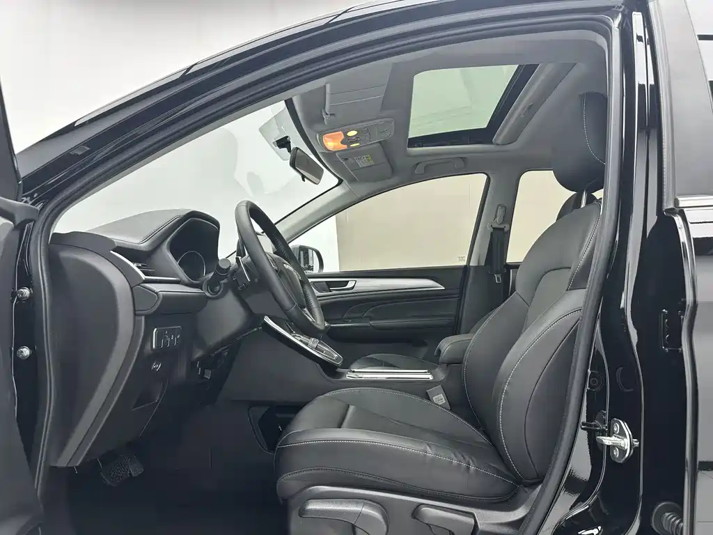 Haval M6 - фото 5