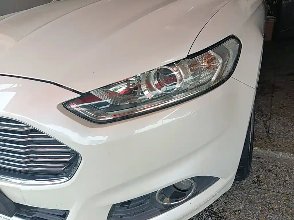 Ford Mondeo — миниатюра 24