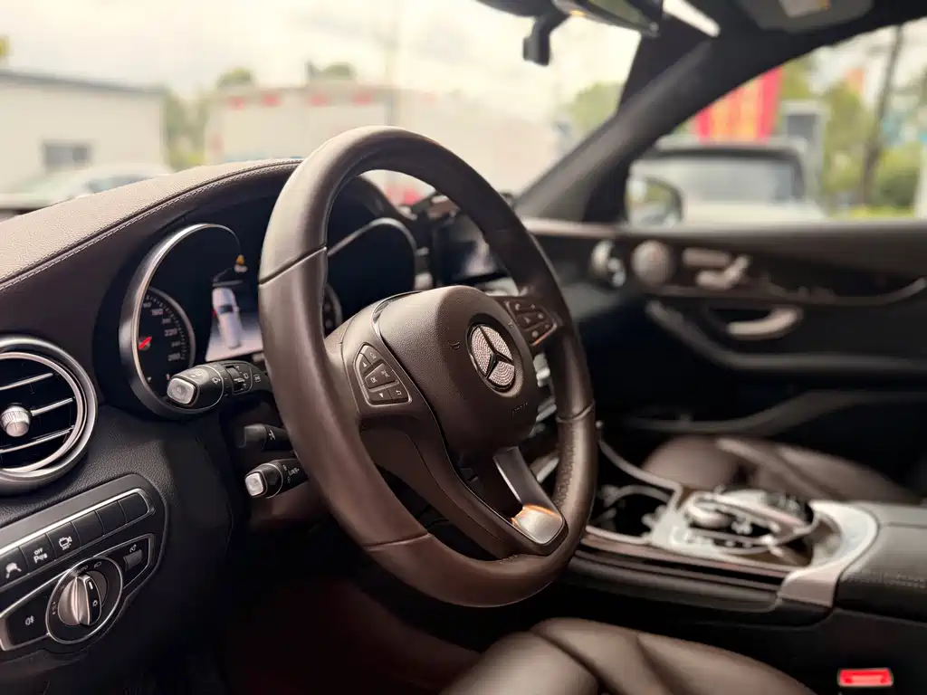 Mercedes-Benz GLC — миниатюра 14