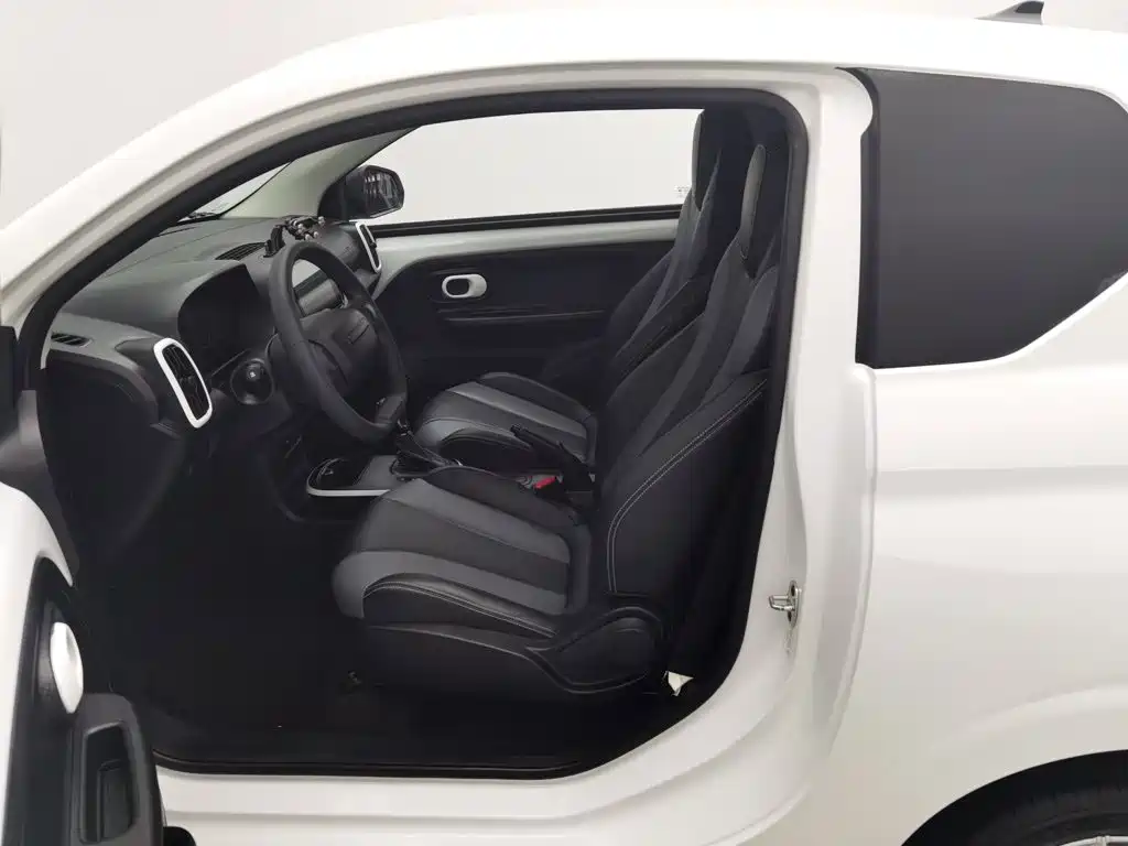 Roewe Clever — миниатюра 10