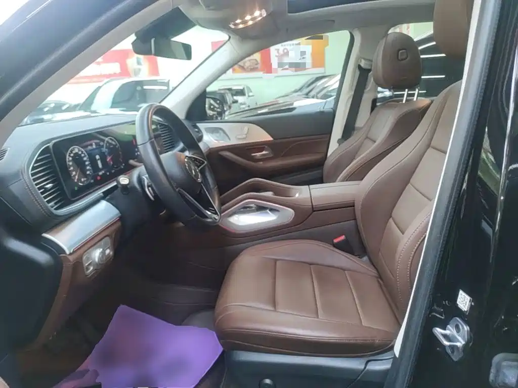 Mercedes-Benz GLE (Import) — миниатюра 15