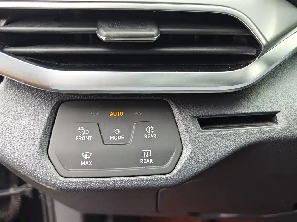 Volkswagen ID.4 Crozz — миниатюра 21
