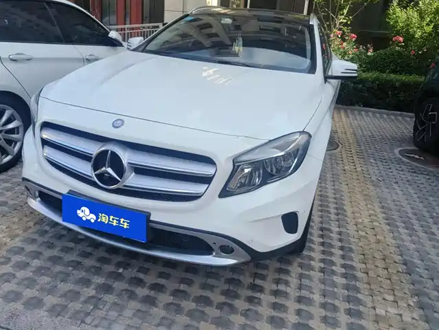 MERCEDES-BENZ  GLA 2016