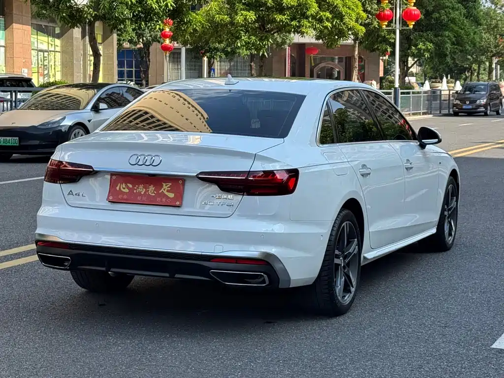 Audi A4L — миниатюра 4