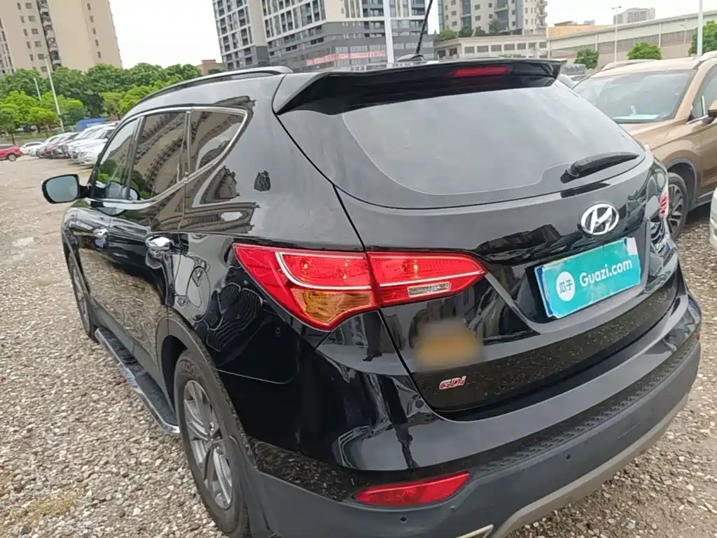 Hyundai Santa Fe — миниатюра 5