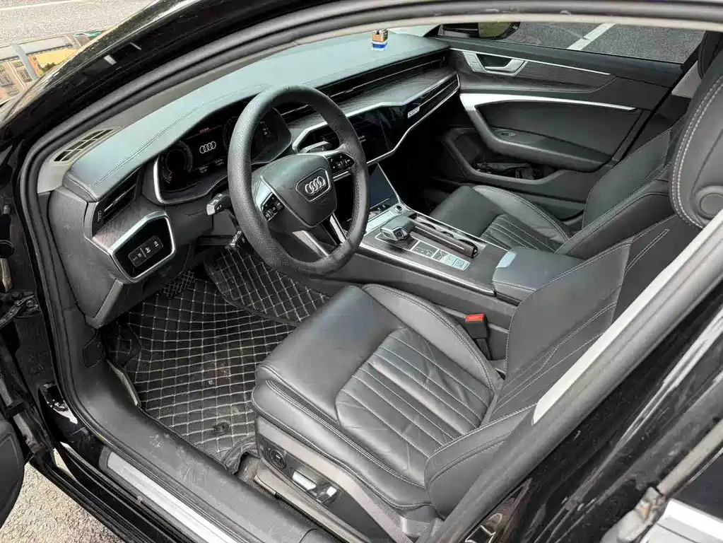 Audi A6L 2023 45 TFSI quattro Premium