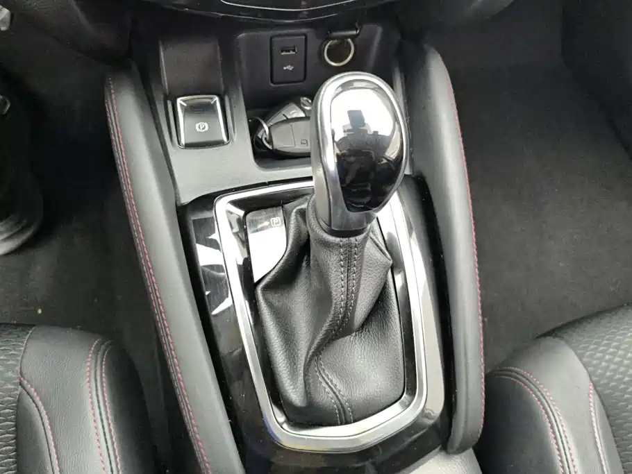 Nissan Qashqai — миниатюра 16