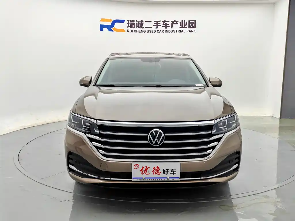 Volkswagen Viloran 2020 330TSI