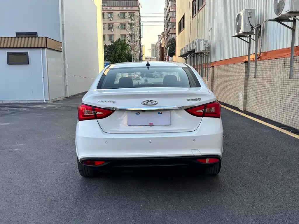 CHERY ARRIZO 5