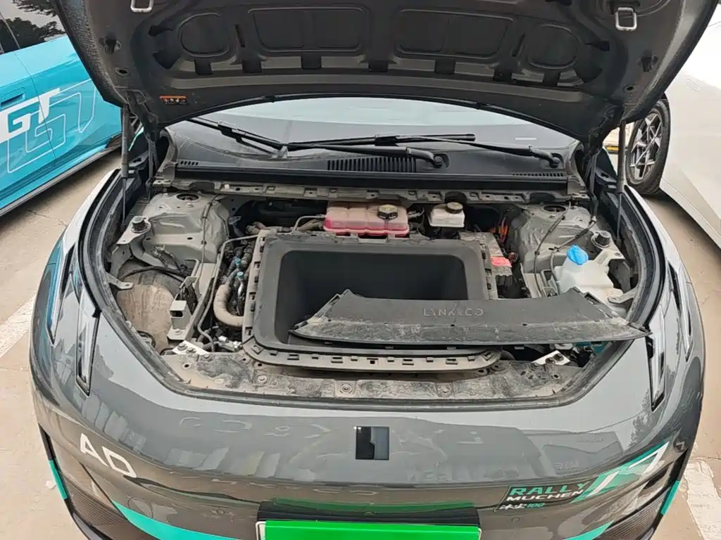Lynk & Co Z20 — миниатюра 20
