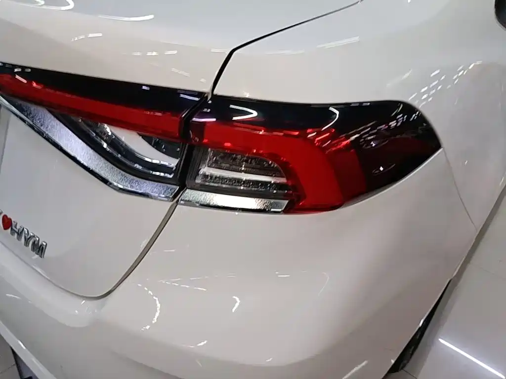 Toyota Corolla — миниатюра 8