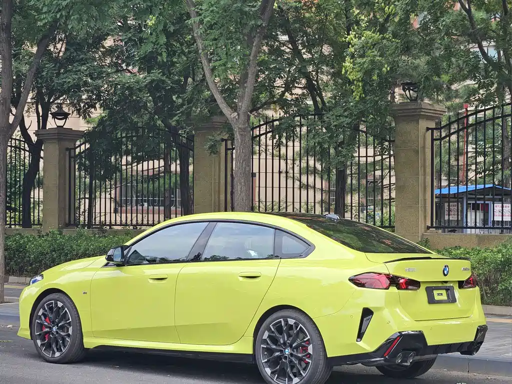 BMW M235L — миниатюра 3