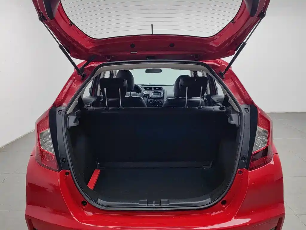 Honda Fit — миниатюра 16