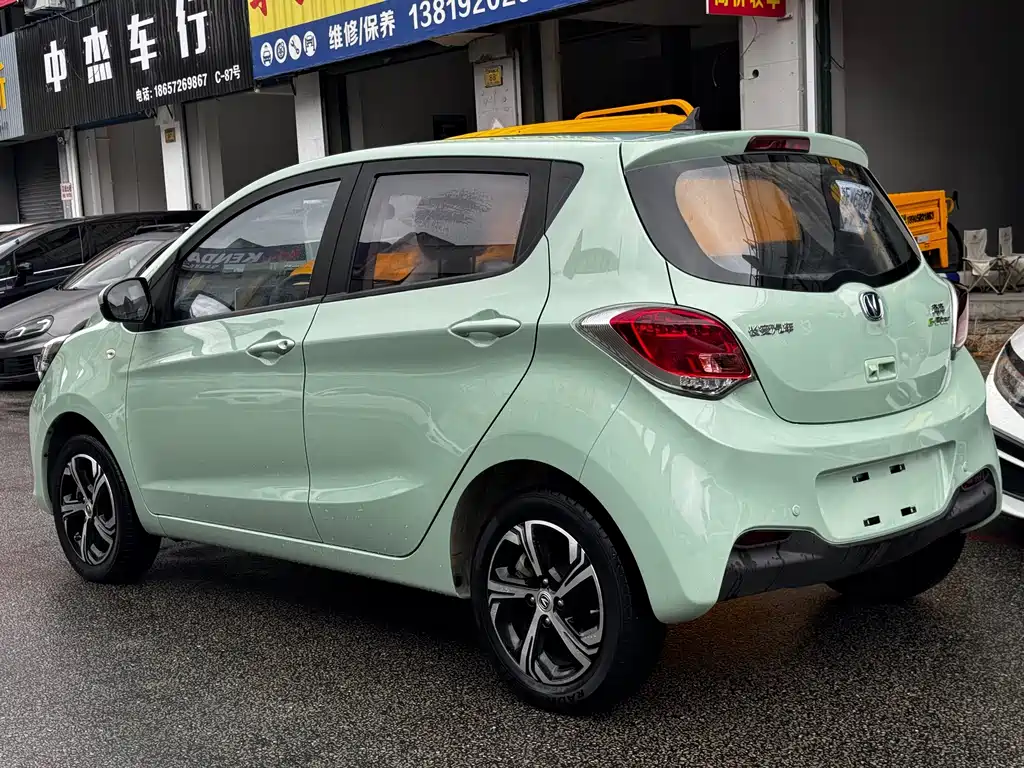Changan Benben E-Star — миниатюра 3