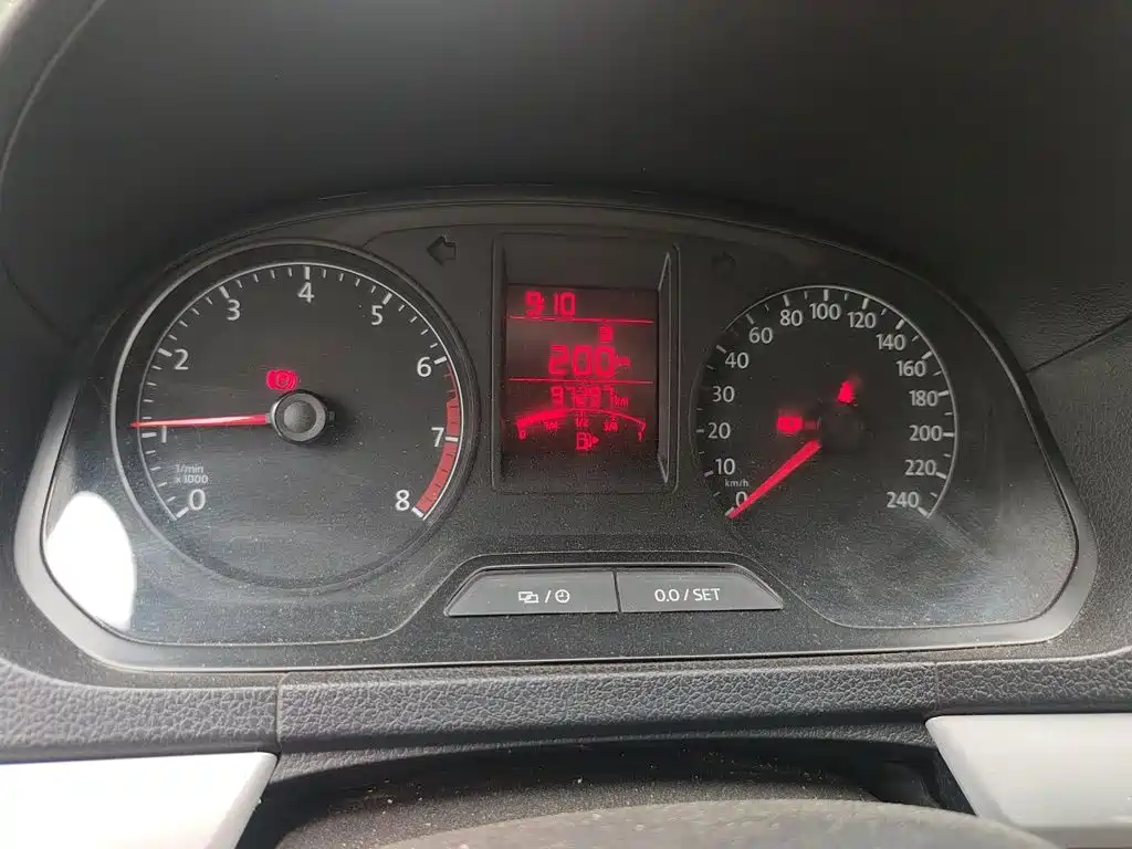 Volkswagen Jetta — миниатюра 12
