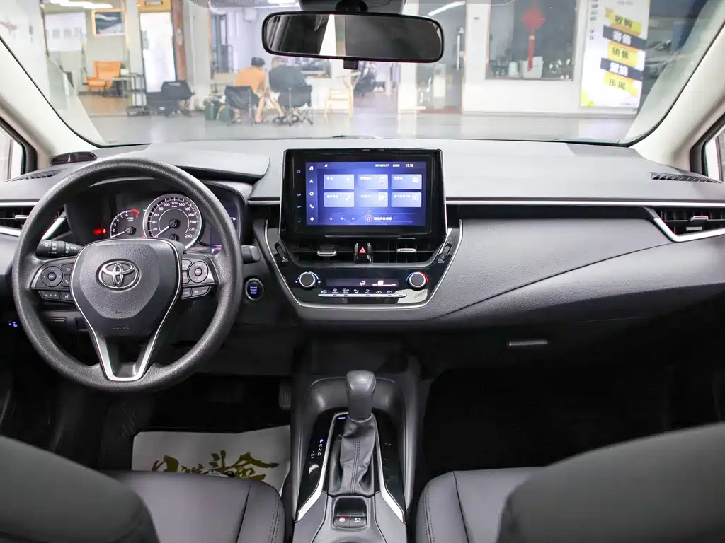 Toyota Corolla — миниатюра 4