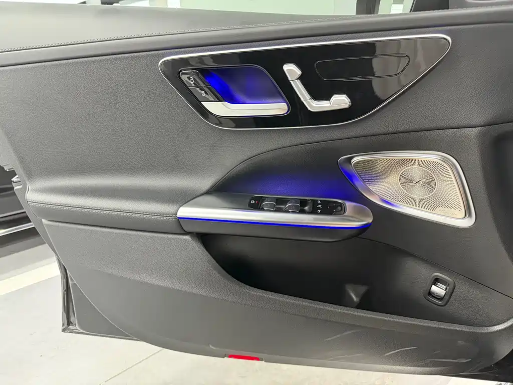 Mercedes-Benz C-Class C 2025 C 260 L Sport