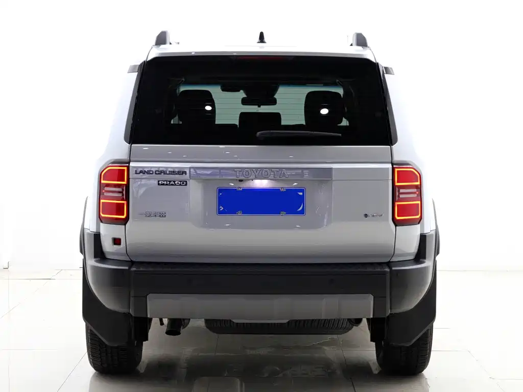 Toyota Prado — миниатюра 10