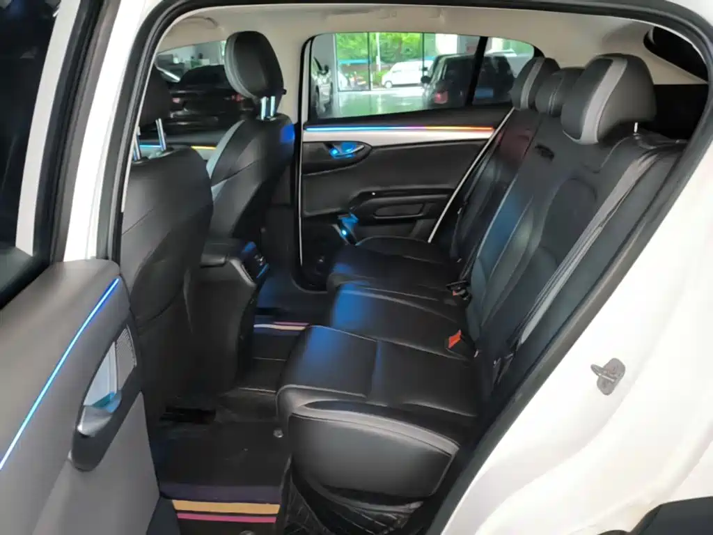 Qoros Qoros 7 — миниатюра 17