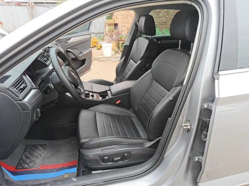 Skoda Superb — миниатюра 15