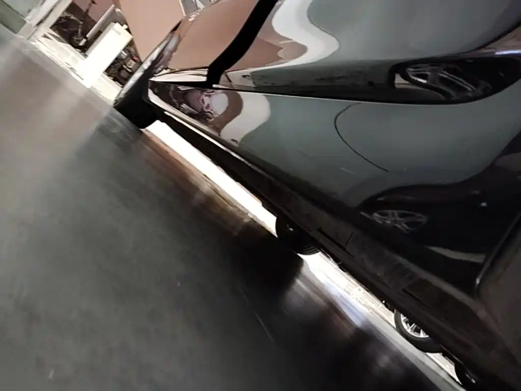 BMW 5 Series — миниатюра 22