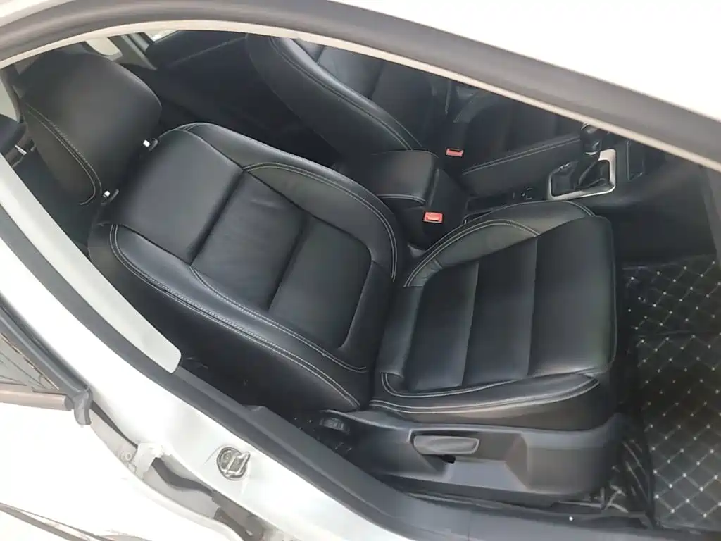 Volkswagen Tiguan — миниатюра 25