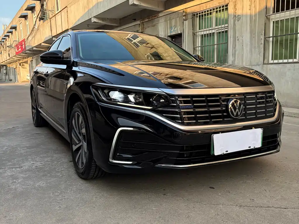 Volkswagen 帕萨特插电混动 — миниатюра 3