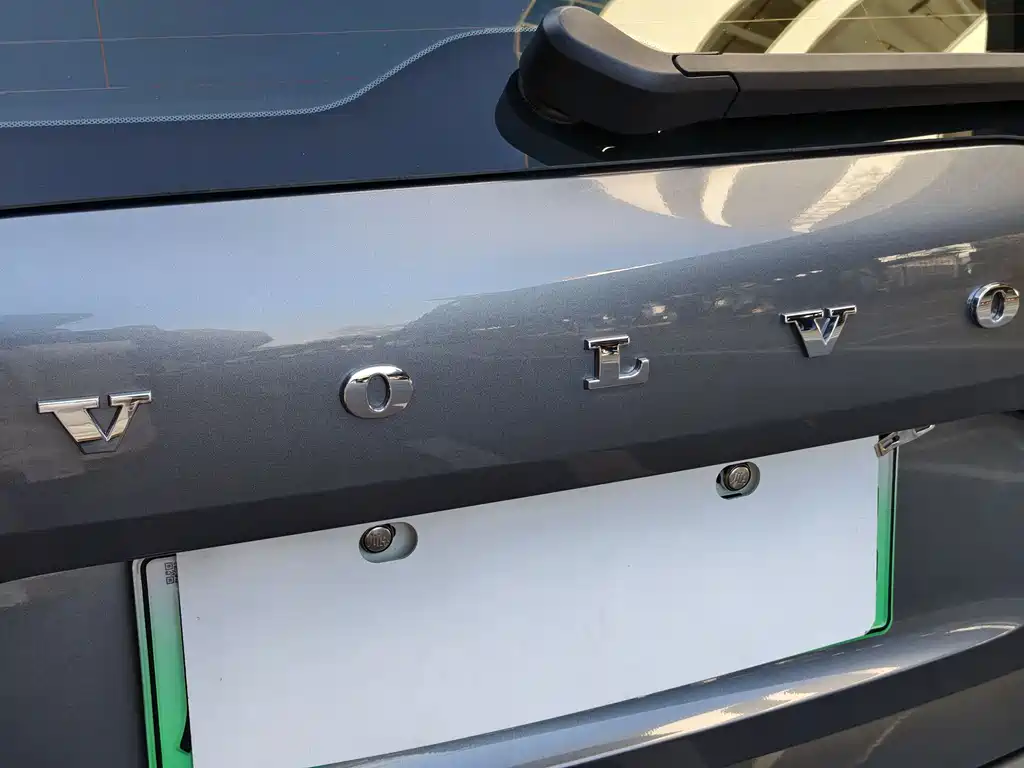 VOLVO XC60 PLUG IN HYBRID